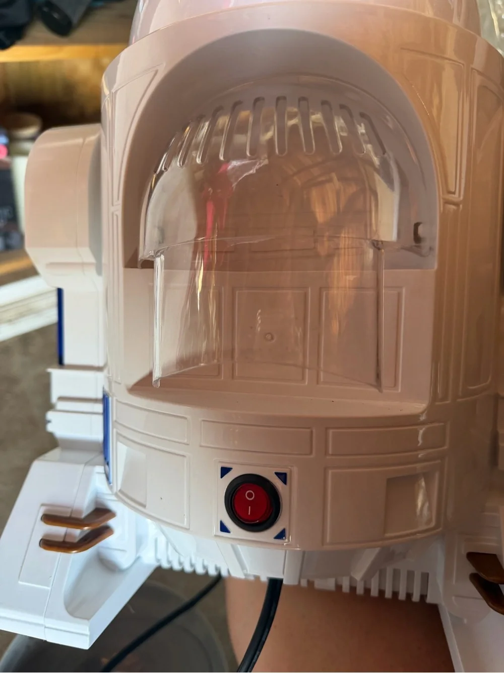 Williams Sonoma Star Wars R2-D2 Popcorn Maker - White & Blue